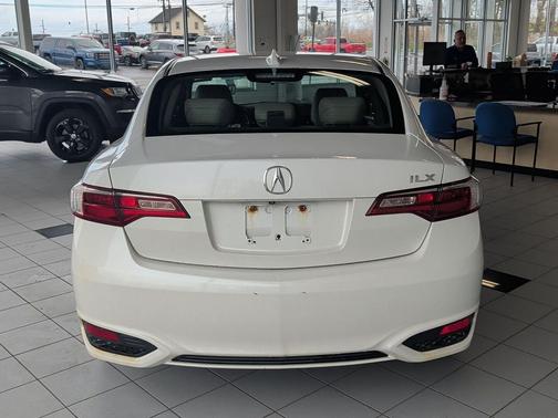 Bellanova White Pearl 2016 Acura ILX 2.4L