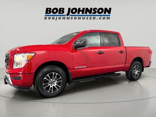 2024 Nissan Titan SV