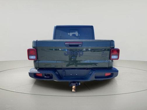 Sarge Green Clearcoat 2023 Jeep Gladiator Willys 4x4