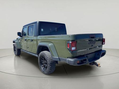 Sarge Green Clearcoat 2023 Jeep Gladiator Willys 4x4