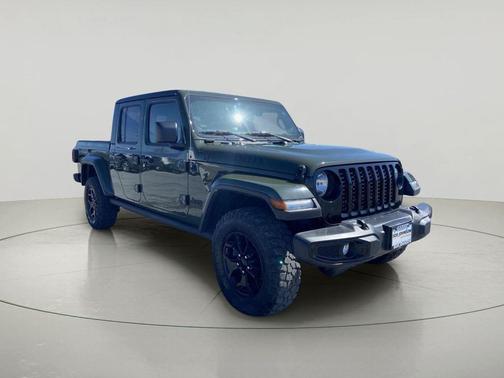 Sarge Green Clearcoat 2023 Jeep Gladiator Willys 4x4