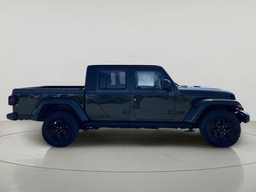 Sarge Green Clearcoat 2023 Jeep Gladiator Willys 4x4