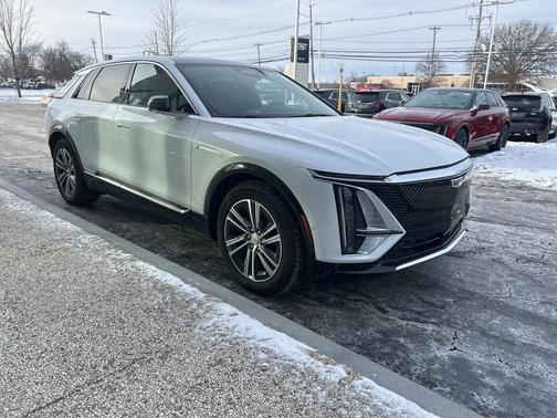 2024 Cadillac LYRIQ Luxury