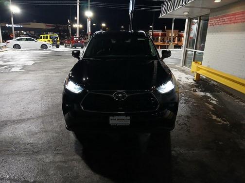 2022 Toyota Highlander Limited