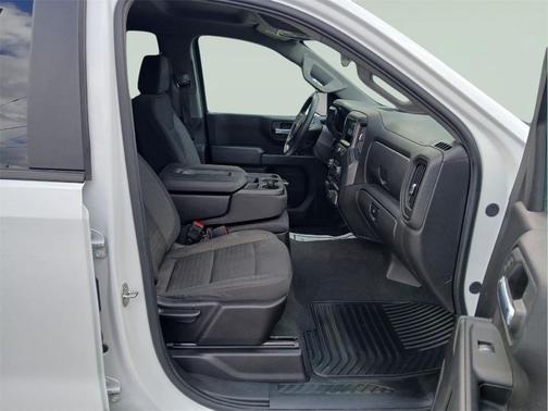 Summit White 2024 Chevrolet Silverado 1500 Custom