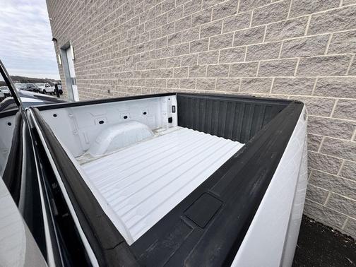 Summit White 2022 Chevrolet Silverado 1500 Limited RST