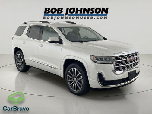 White Frost Tricoat 2022 GMC Acadia Denali