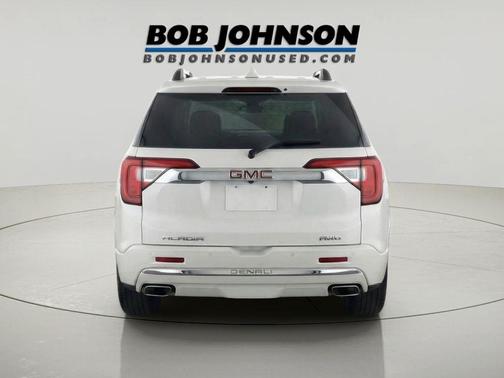 White Frost Tricoat 2022 GMC Acadia Denali