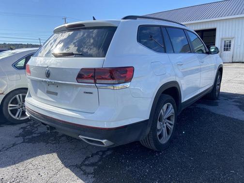 2022 Volkswagen Atlas 2.0T SE w/Technology 4MOTION