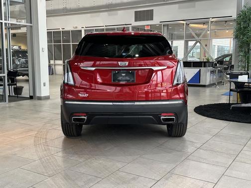 2023 Cadillac XT5 Sport