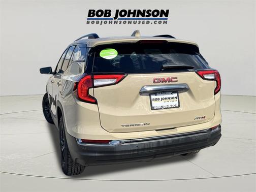 2022 GMC Terrain AWD AT4