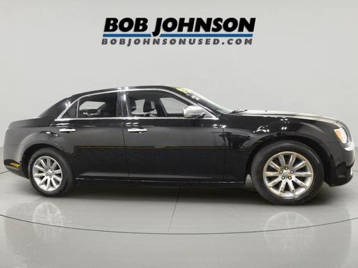 Gloss Black 2012 Chrysler 300 Limited