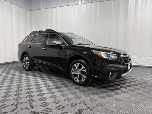 2022 Subaru Outback Touring XT