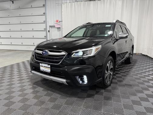 2022 Subaru Outback Touring XT