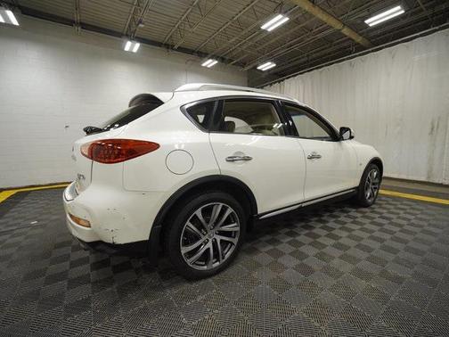2017 INFINITI QX50 Base
