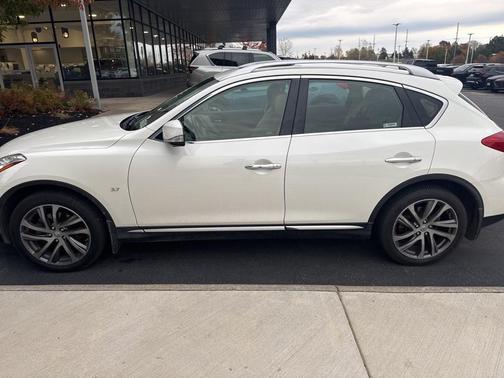 2017 INFINITI QX50 Base