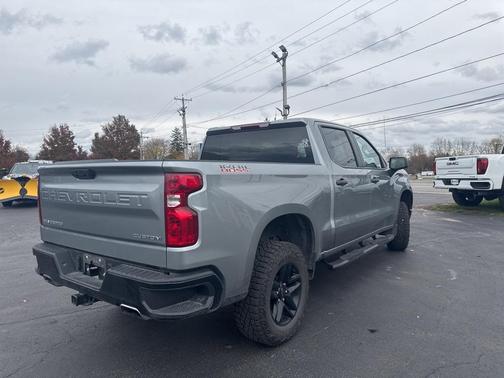 2023 Chevrolet Silverado 1500 Custom Trail Boss