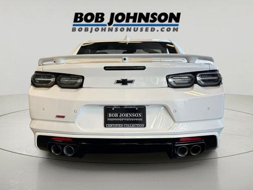 Summit White 2019 Chevrolet Camaro 2SS