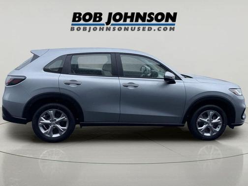 Lunar Silver Metallic 2024 Honda HR-V LX