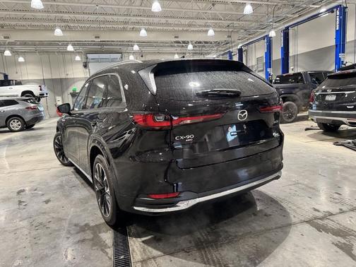 Jet Black Mica 2024 Mazda CX-90 3.3 Turbo S
