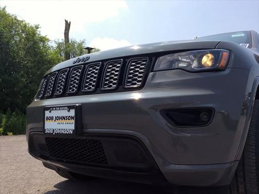 2021 Jeep Grand Cherokee Laredo