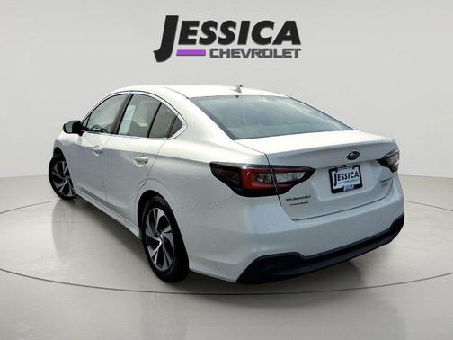 Crystal White Pearl 2022 Subaru Legacy Premium