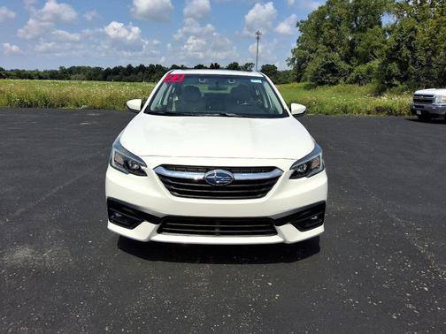 Crystal White Pearl 2022 Subaru Legacy Premium