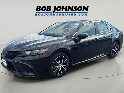 Midnight Black Metallic 2023 Toyota Camry SE