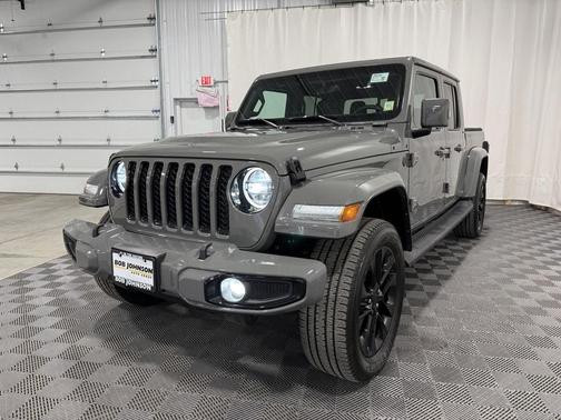 Sting-Gray Clearcoat 2023 Jeep Gladiator High Altitude 4x4