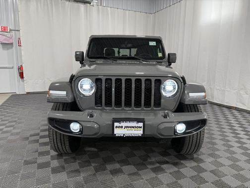 Sting-Gray Clearcoat 2023 Jeep Gladiator High Altitude 4x4