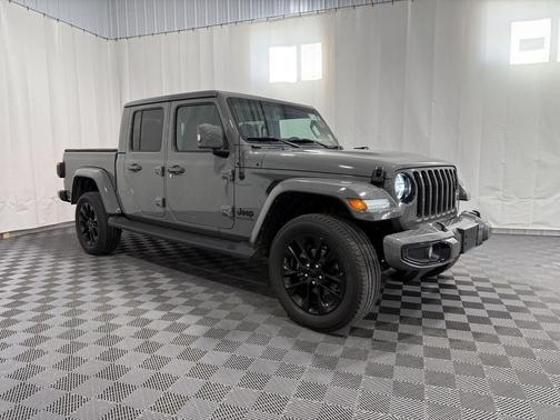 Sting-Gray Clearcoat 2023 Jeep Gladiator High Altitude 4x4