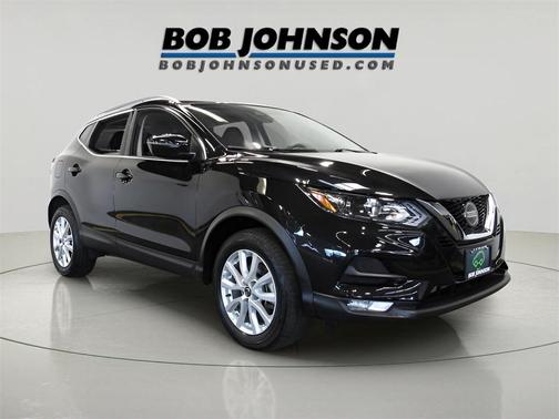 2022 Nissan Rogue Sport SV
