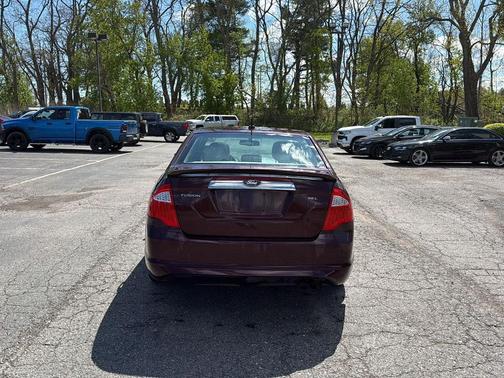 Bordeaux Reserve Metallic Red 2011 Ford Fusion SEL
