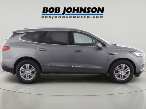 Pepperdust Metallic 2018 Buick Enclave Essence