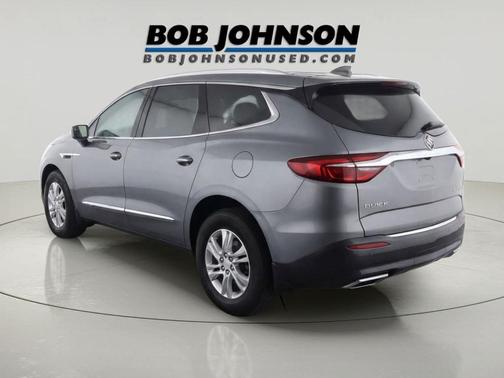 Pepperdust Metallic 2018 Buick Enclave Essence