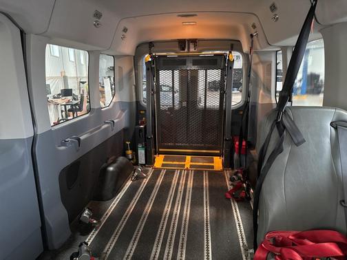 2017 Ford Transit-350 XL