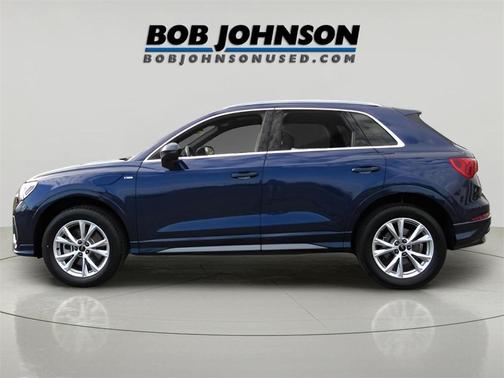 2024 Audi Q3 Premium 45 TFSI S line quattro Tiptronic