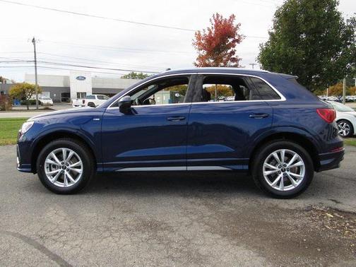 2024 Audi Q3 Premium 45 TFSI S line quattro Tiptronic