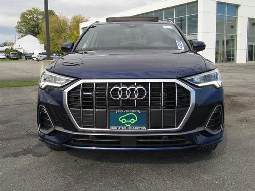 2024 Audi Q3 Premium 45 TFSI S line quattro Tiptronic