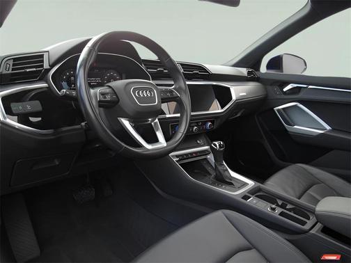 2024 Audi Q3 Premium 45 TFSI S line quattro Tiptronic