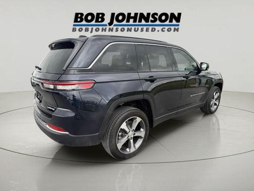 Midnight Sky 2024 Jeep Grand Cherokee Limited