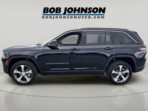 Midnight Sky 2024 Jeep Grand Cherokee Limited