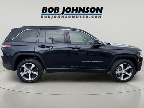 Midnight Sky 2024 Jeep Grand Cherokee Limited