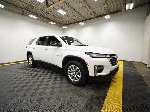 2023 Chevrolet Traverse LS