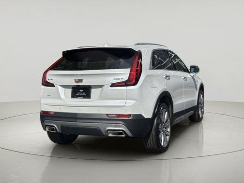 Crystal White Tricoat 2023 Cadillac XT4 Premium Luxury