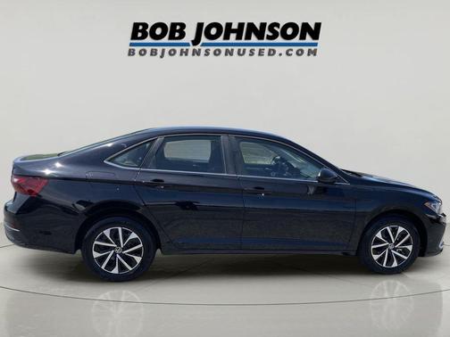 Deep Black Pearl 2025 Volkswagen Jetta 1.5T S