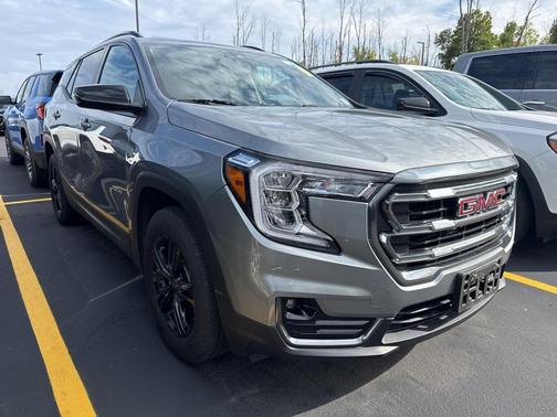 2023 GMC Terrain AWD AT4