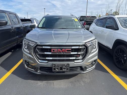 2023 GMC Terrain AWD AT4