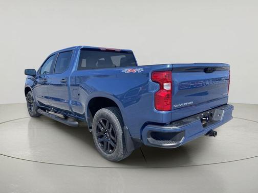 Lakeshore Blue Metallic 2024 Chevrolet Silverado 1500 Custom