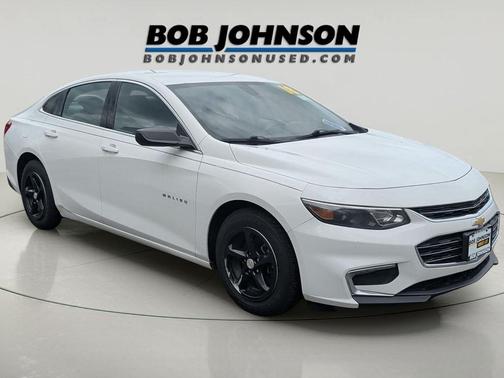 Summit White 2018 Chevrolet Malibu 1LS